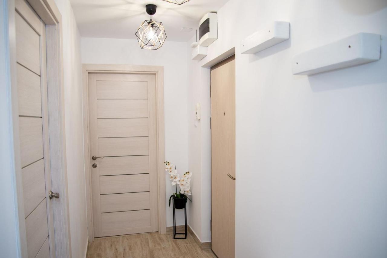 Apartament Daria Тыргу-Окна Экстерьер фото