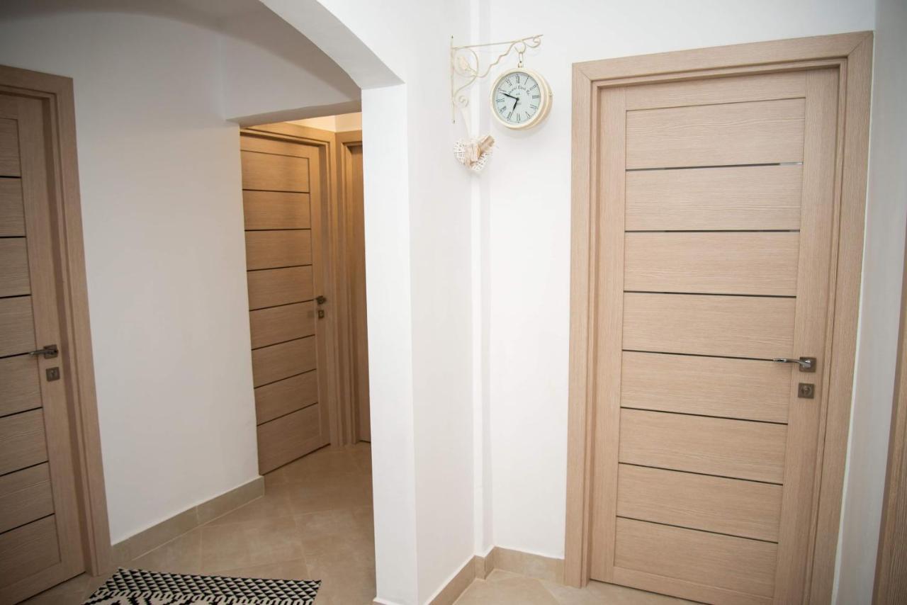 Apartament Daria Тыргу-Окна Экстерьер фото